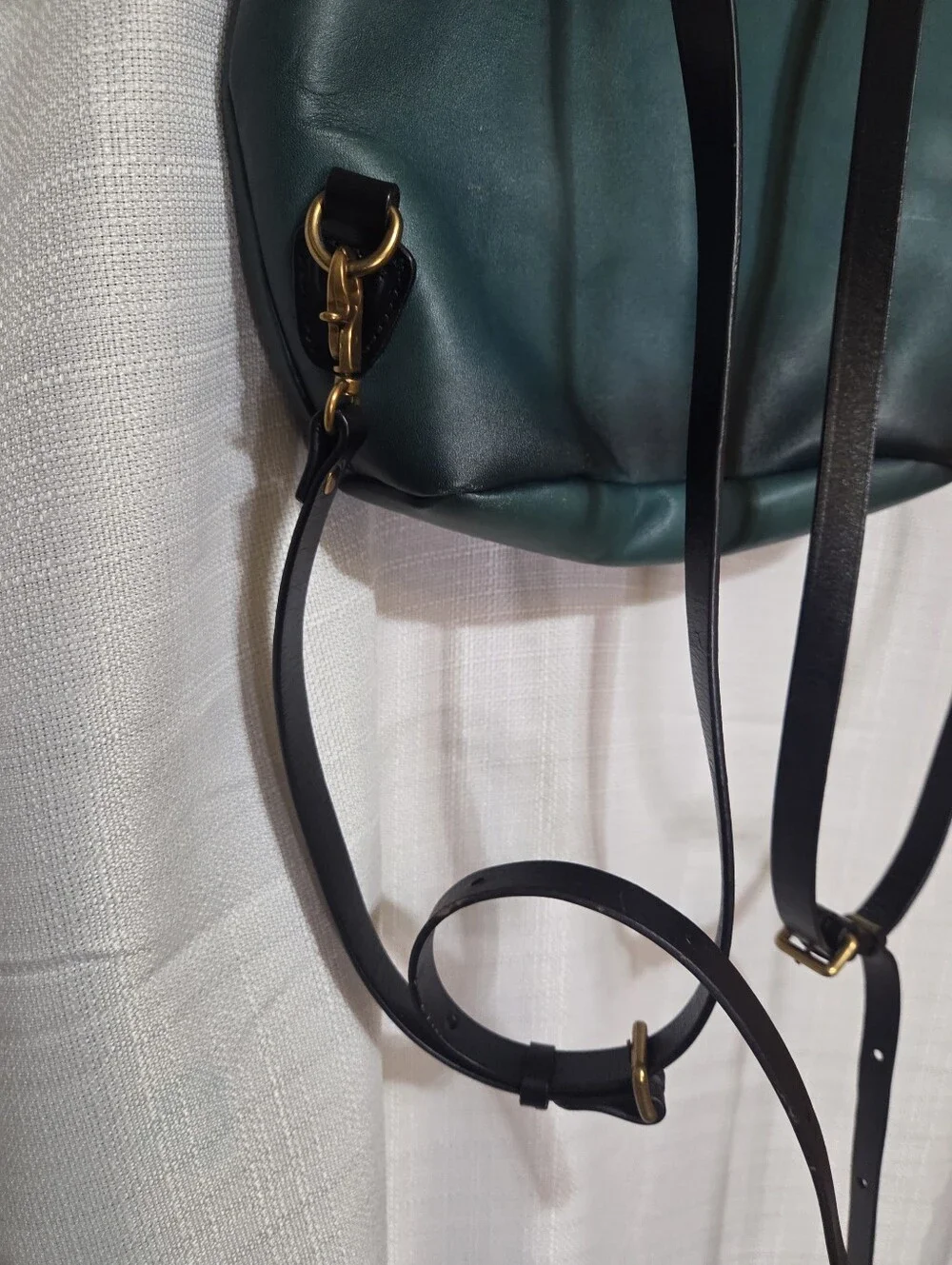 OLD TREND Leather Pamela Backpack